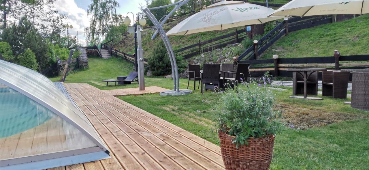 Hotel Zlaty Potok Nicov  エクステリア 写真