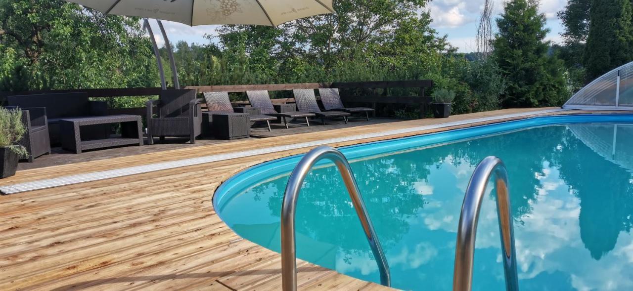 Hotel Zlaty Potok Nicov  エクステリア 写真